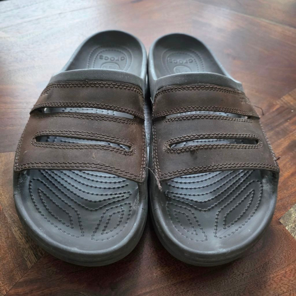 Men's Crocs Brown Dark Gray Slide Sandals US 11 - Picture 1 of 8